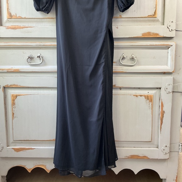 NWT Lulus | Graceful Entrance Black Chiffon High-Slit Long Sleeve Maxi Dress Med - Picture 4 of 11